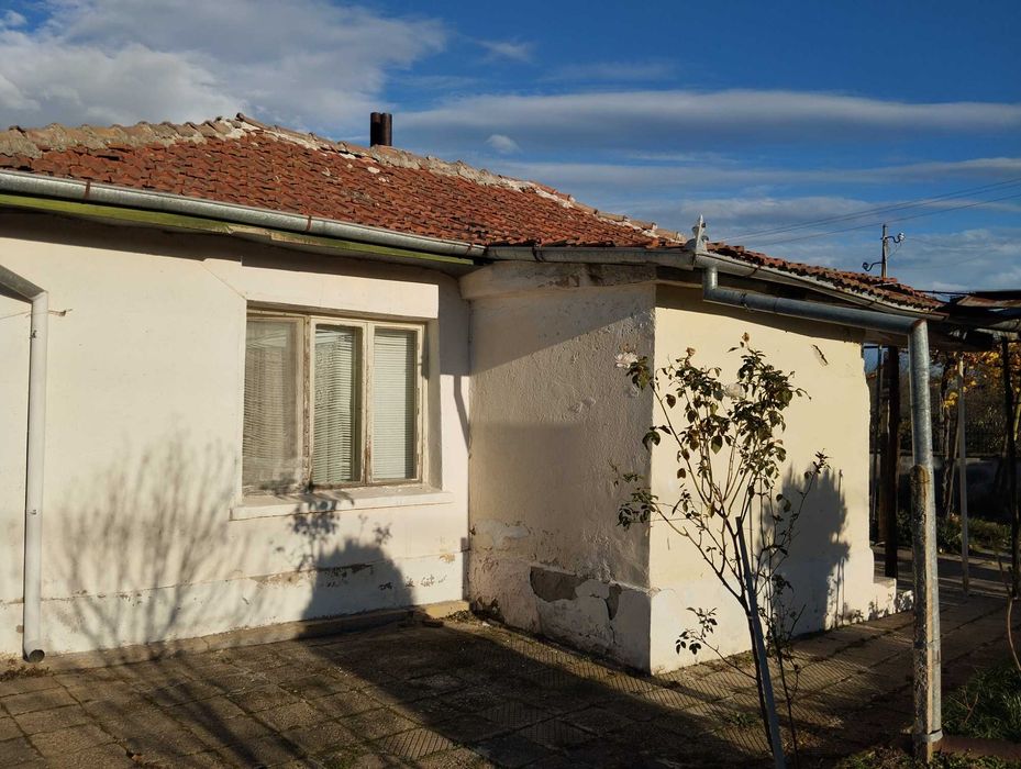 Продава се Къща в Пловдив, Съдийски - 70 кв.м за 429 €/кв.м - Снимка #1