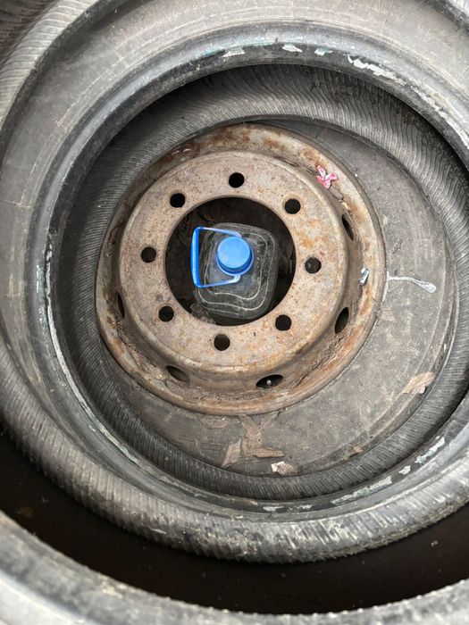 продам  265/70 19,5  (1 шт с диской )