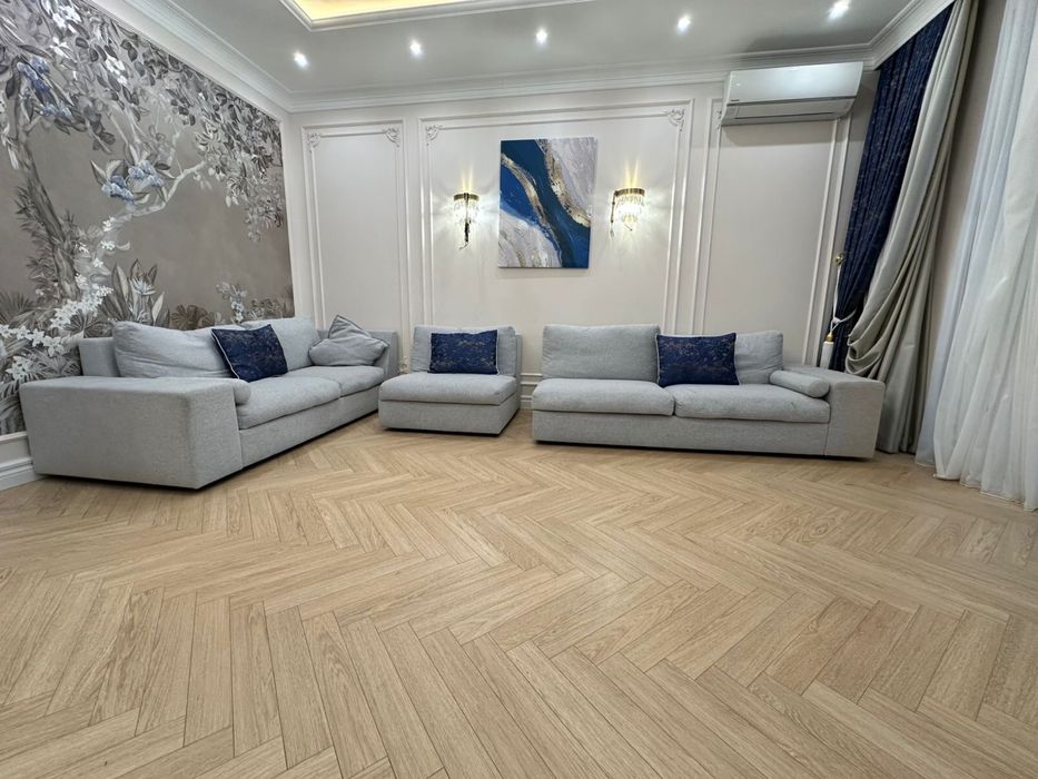 Диван 4 метровый,