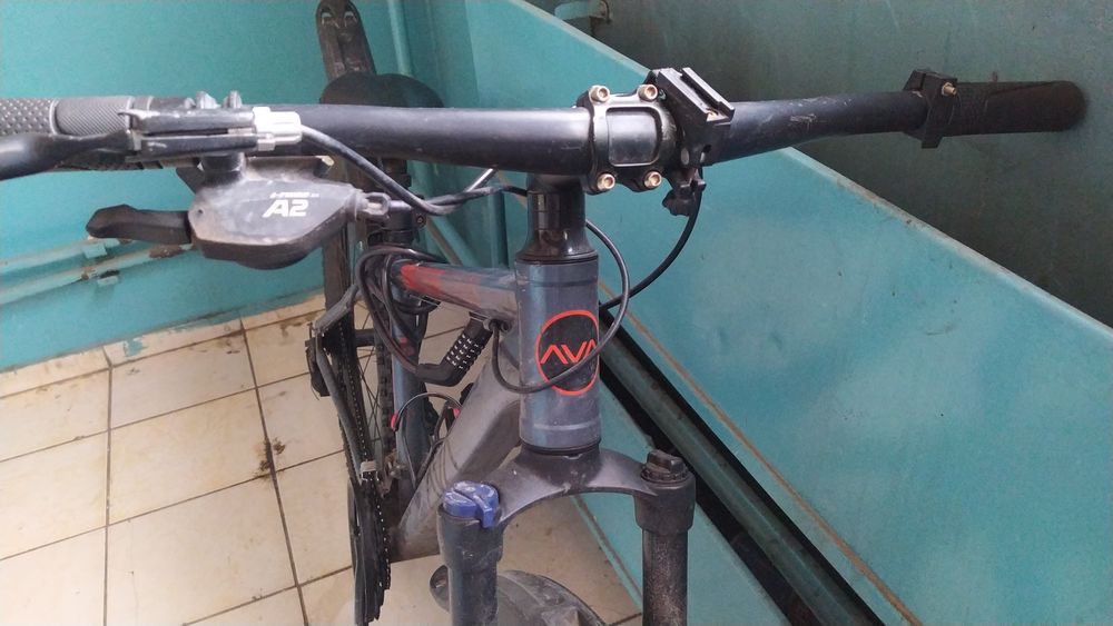 Продам срочно велосипед ava