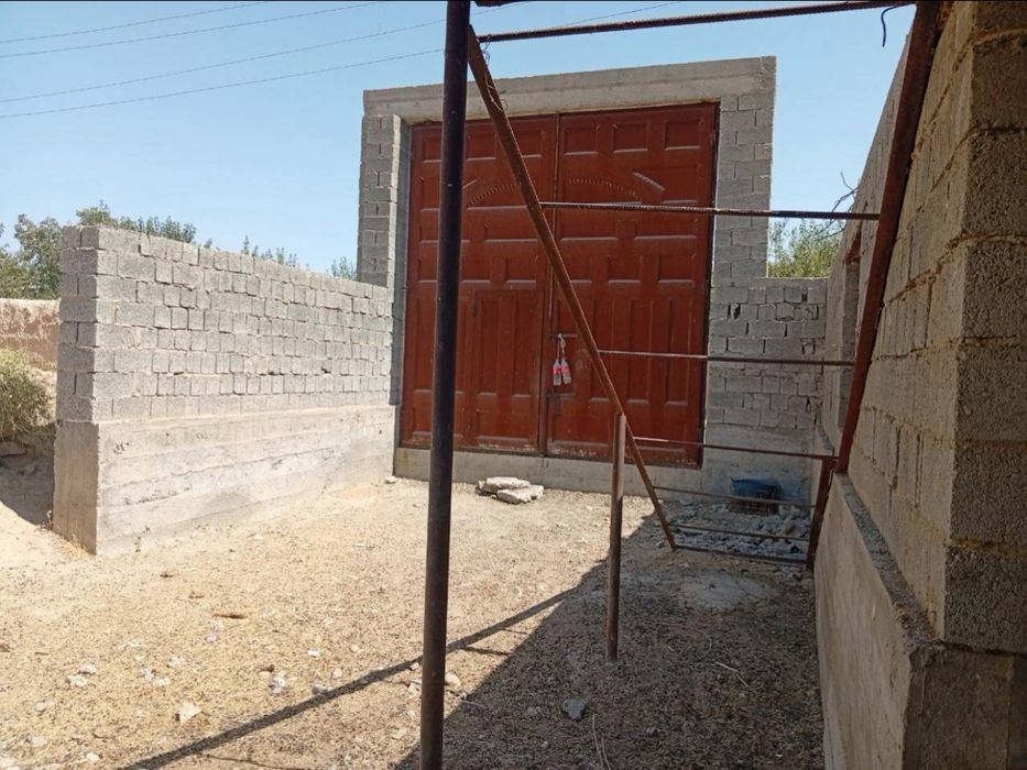 Uchastka sotiladi 15 sotix