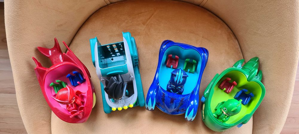 Маски, PJ MASKS коли (3 бр.) + PAW PATROL (3 бр.) коли и карти