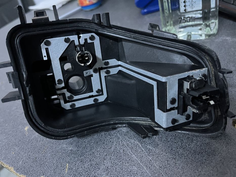 Stop Volswagen Golf 6 (partea dreapta)