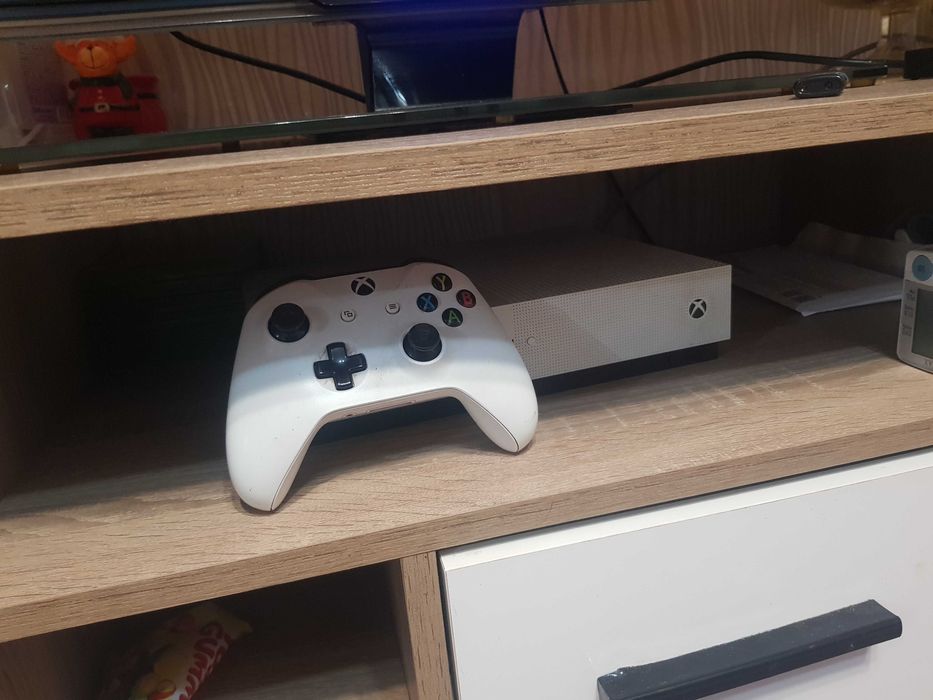 Конзола Xbox one