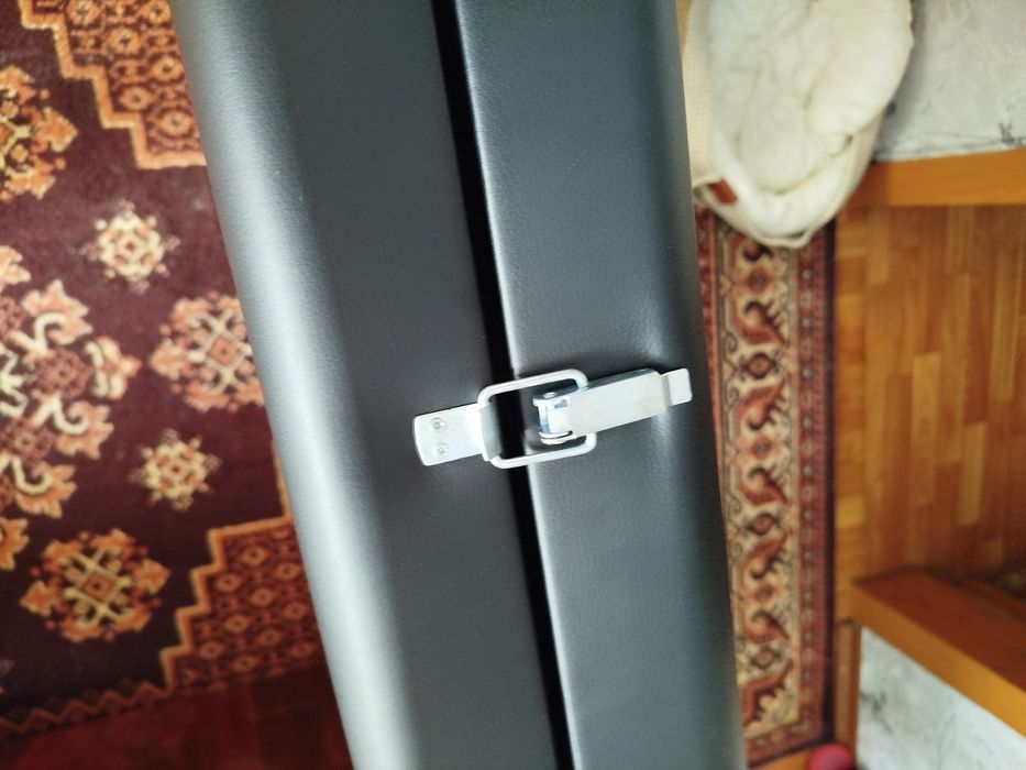 Продам кушетку да