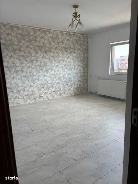 Sebastian Ispirescu, Renovat Complet, Bloc 1987