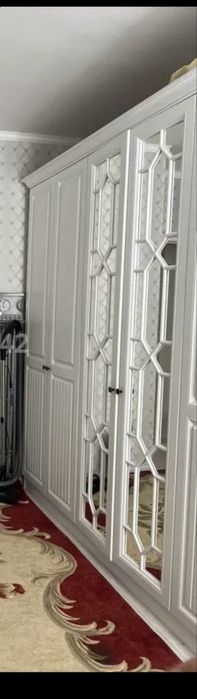 Спальный шкаф 6 дверной