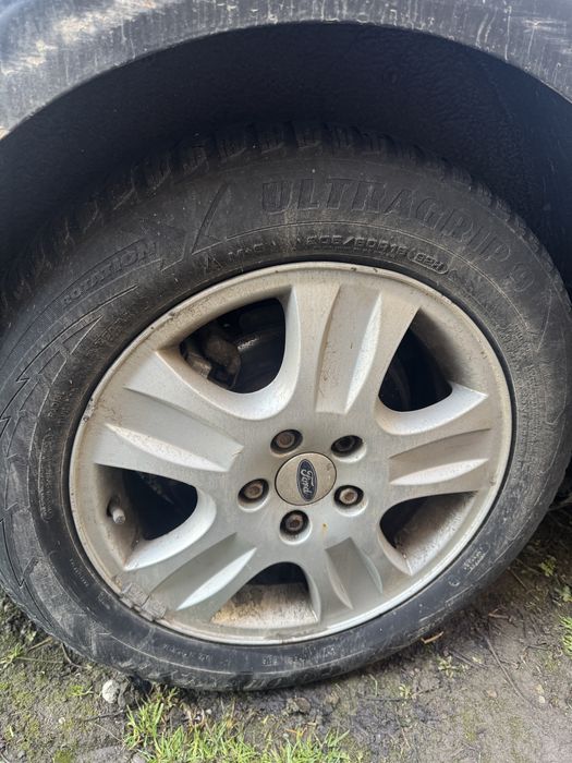 Dezmembrez ford focus 2 facelift an 2009 2.0 tdci 136 cp