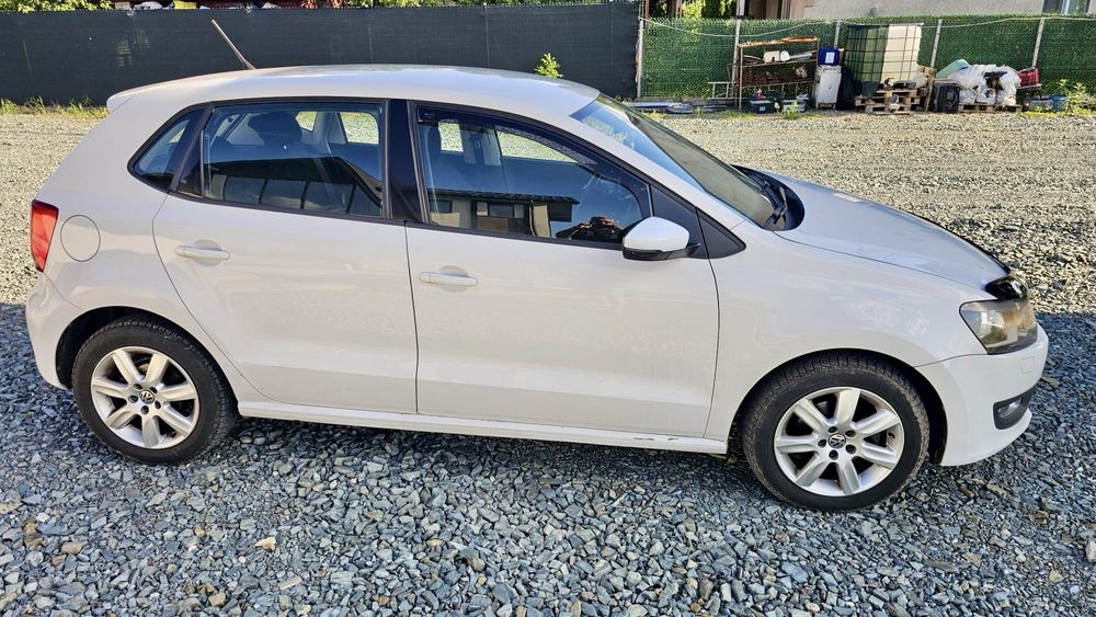 VOLKSWAGEN Polo 2013 — imagine 2