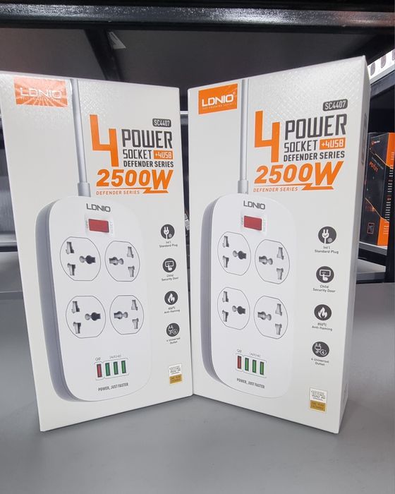 Удлинитель сетевой фильтр LDNIO SC4407, 4 USB порта, 4 розетки