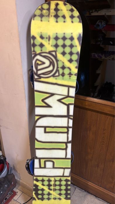 сноуборд Flow 157 с креплениями