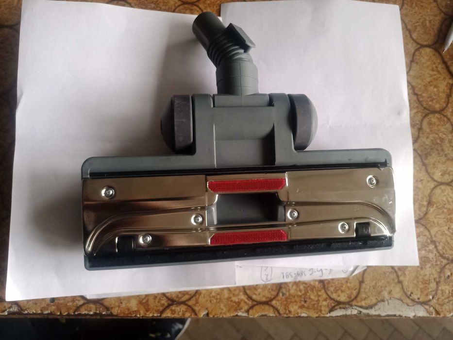 маркуч и накрайници за прахосмукачка-25лв.