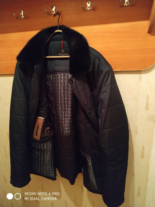 Пуховик мужской черный