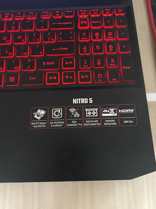 Продаю ноутбук (игровой)