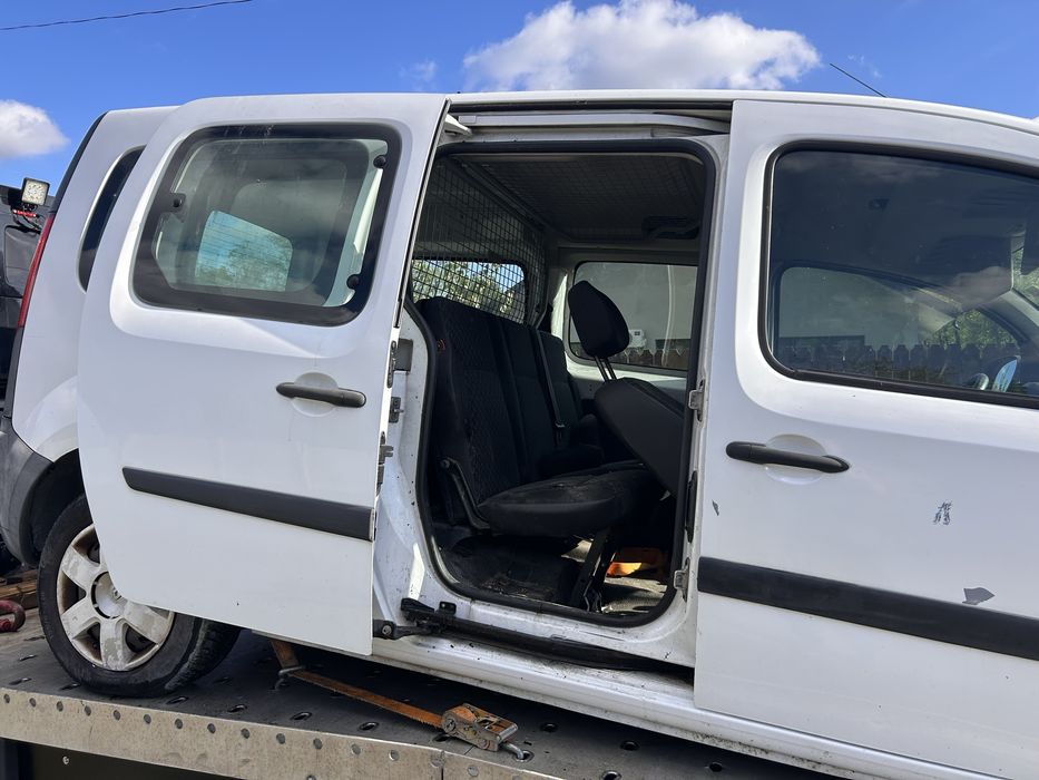 Dezmembrez sau intreg Renault Kangoo Maxi 2014 1.5 Dci