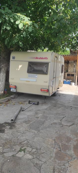 продавам каравана
