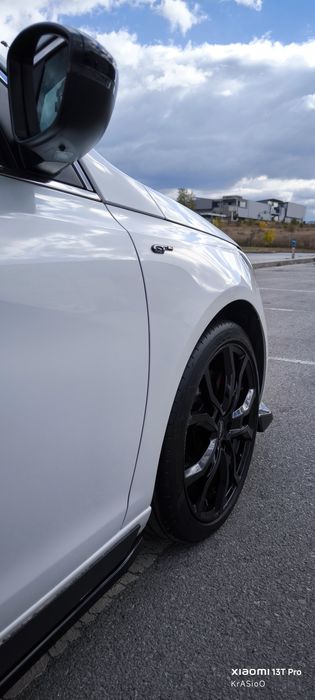 Продавам Peugeot 308 GT