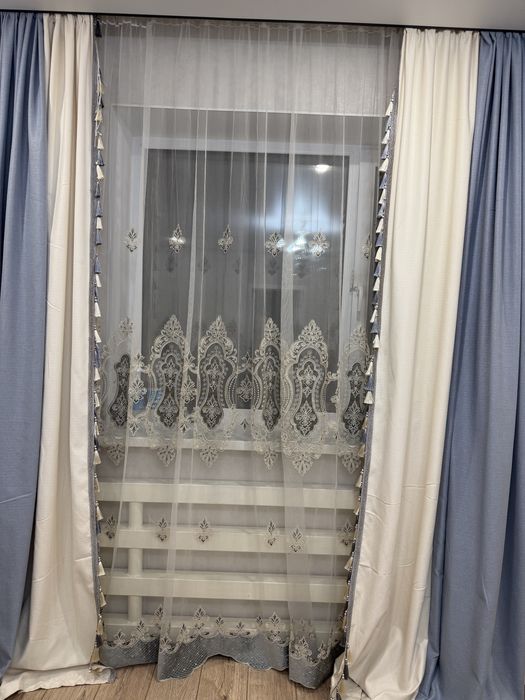 Шторы разные на 3 окна