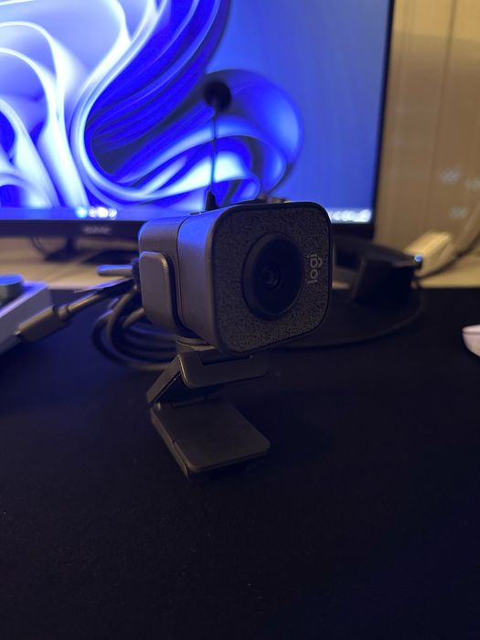 Камера для стримов Logitech Streamcam