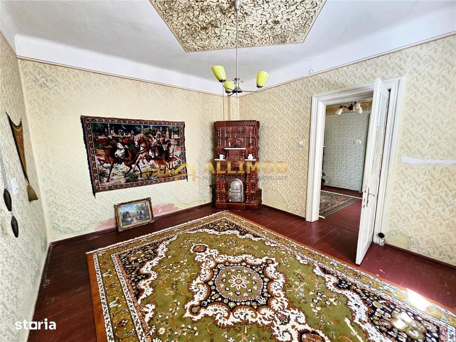 Casă de vânzare în zona Sala Sporturilor – ideală