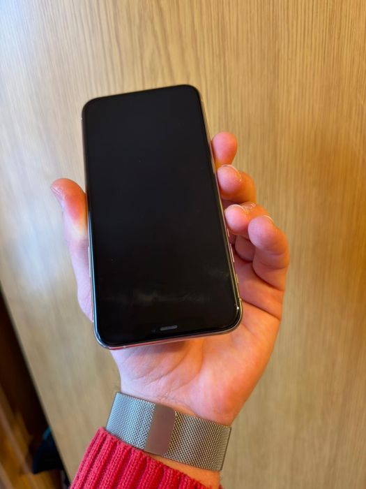 Vand sau schimb Iphone 11 pro Pret mic