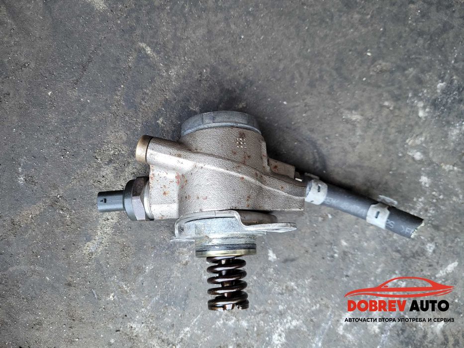 Дясна помпа за високо налягане за Audi RS6 4F