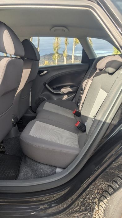 Seat Ibiza 2012 benzină, 4.563 € — imagine 4