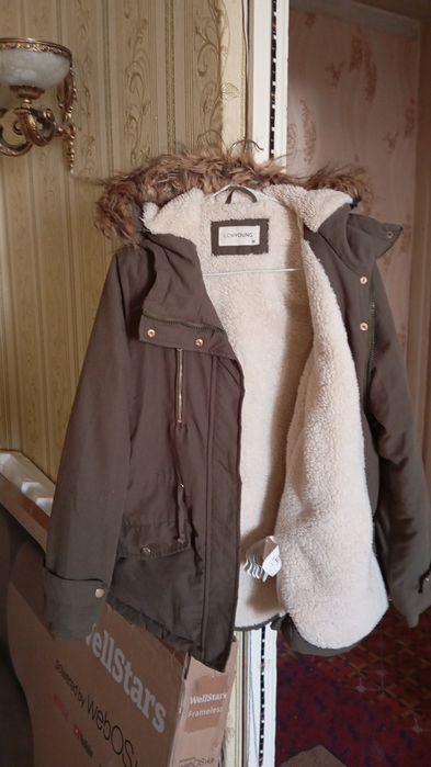 продается куртка