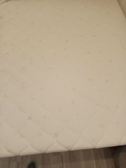 Husa matlasată Silver pt saltea 140*200*23 cm