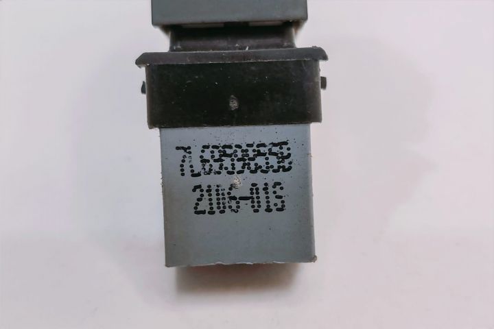 Buton Geamuri Electric  7L6959855B Volkswagen VW Passat B7 seria