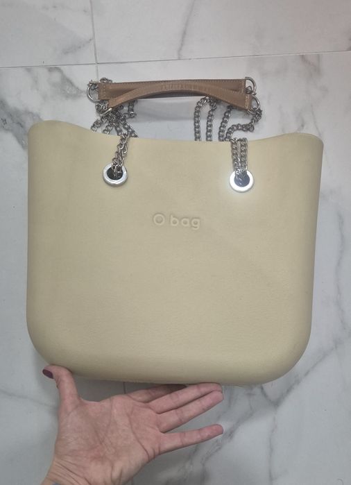 Голяма чанта O'BAG бежава