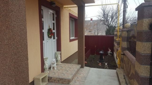 Vand vilă zona Zamca