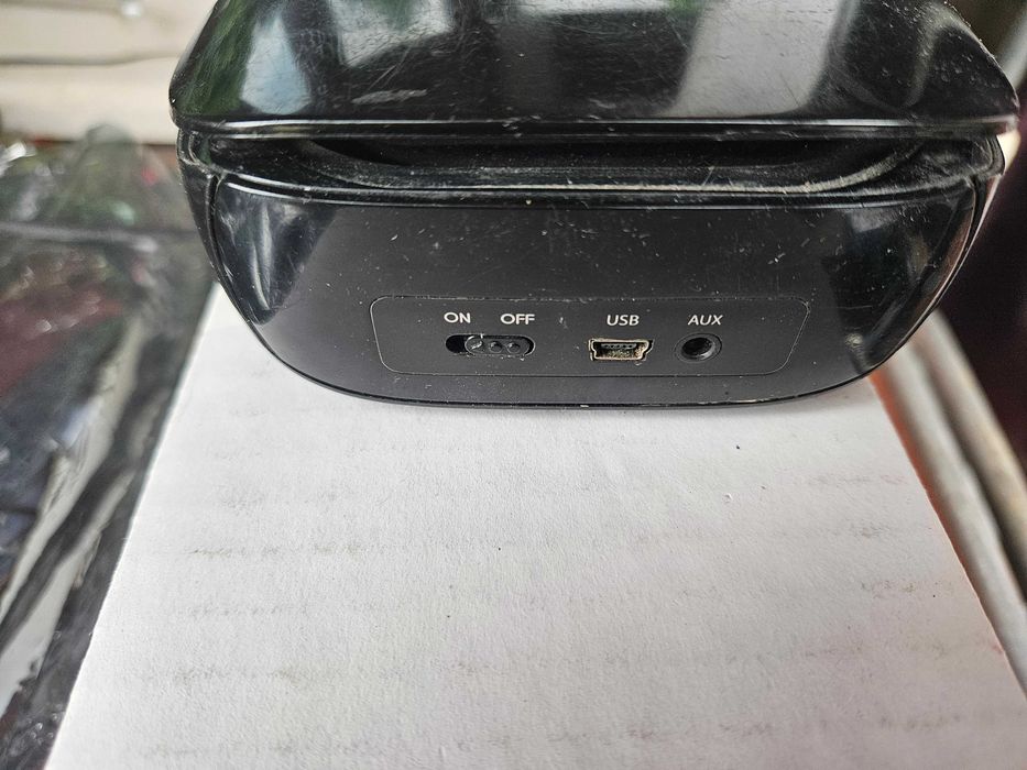 Продавам bluetooth колонка Logitech mini boombox