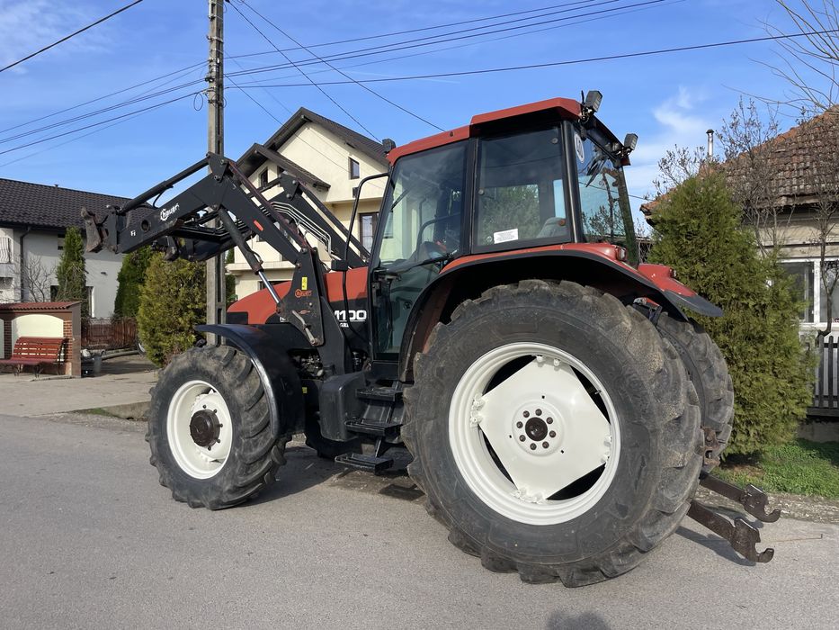 Tractor (Fiat) New holland M 100  cu încărcător frontal
