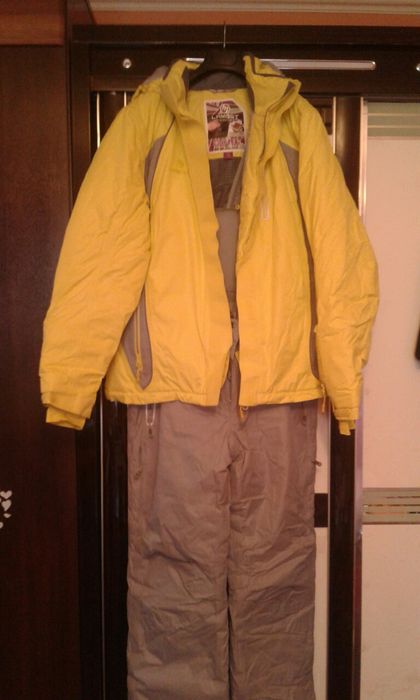 Продам костюм  лыжный