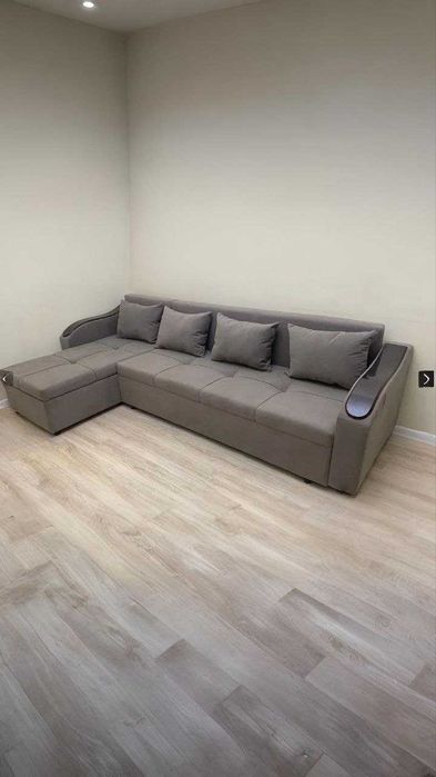 Диван угловой 3 метра новый. Спальное место 270 см. Универсальный угол