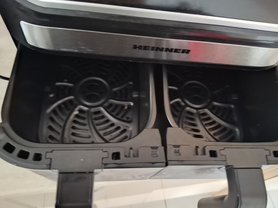 Air Fryer cu doua compartimente