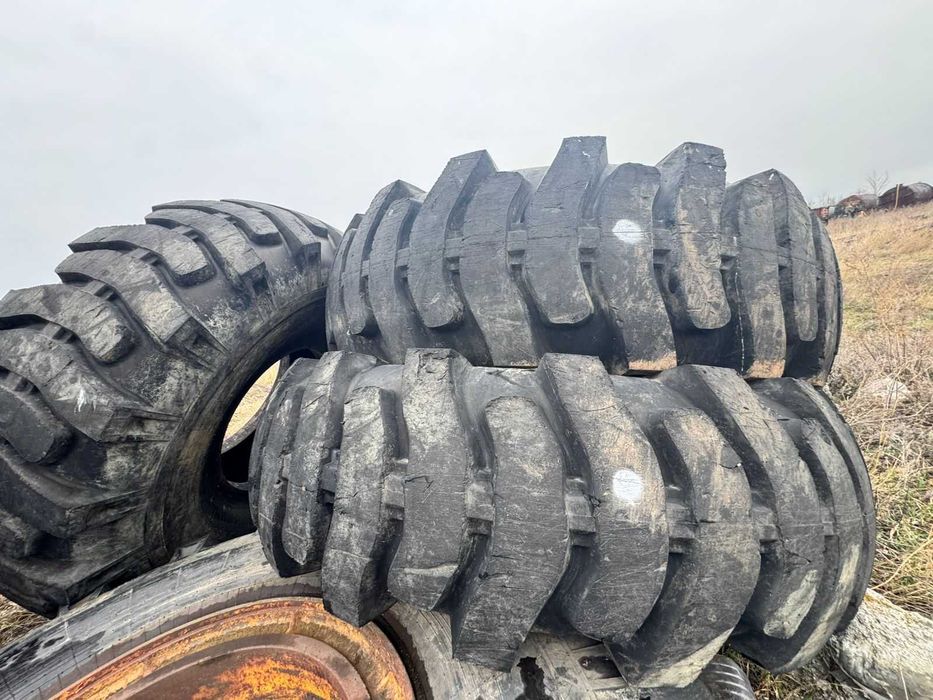 Продам крупногабаритные шины