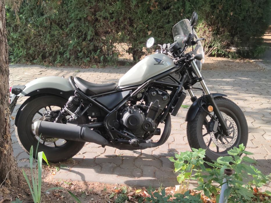 Motocicleta Honda CMX500 Rebel