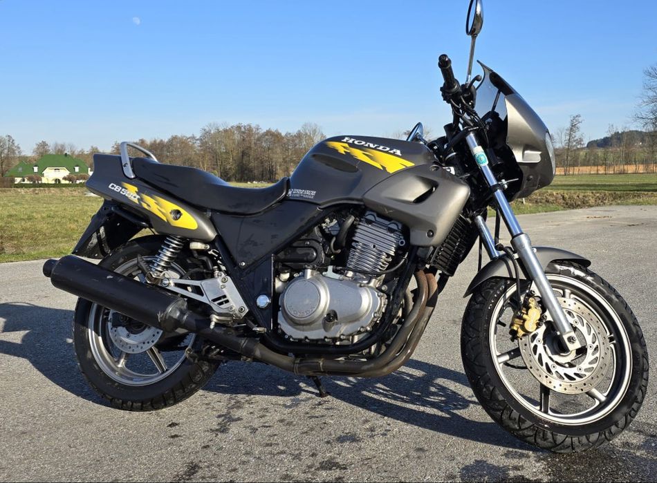 Vând Honda CB 500