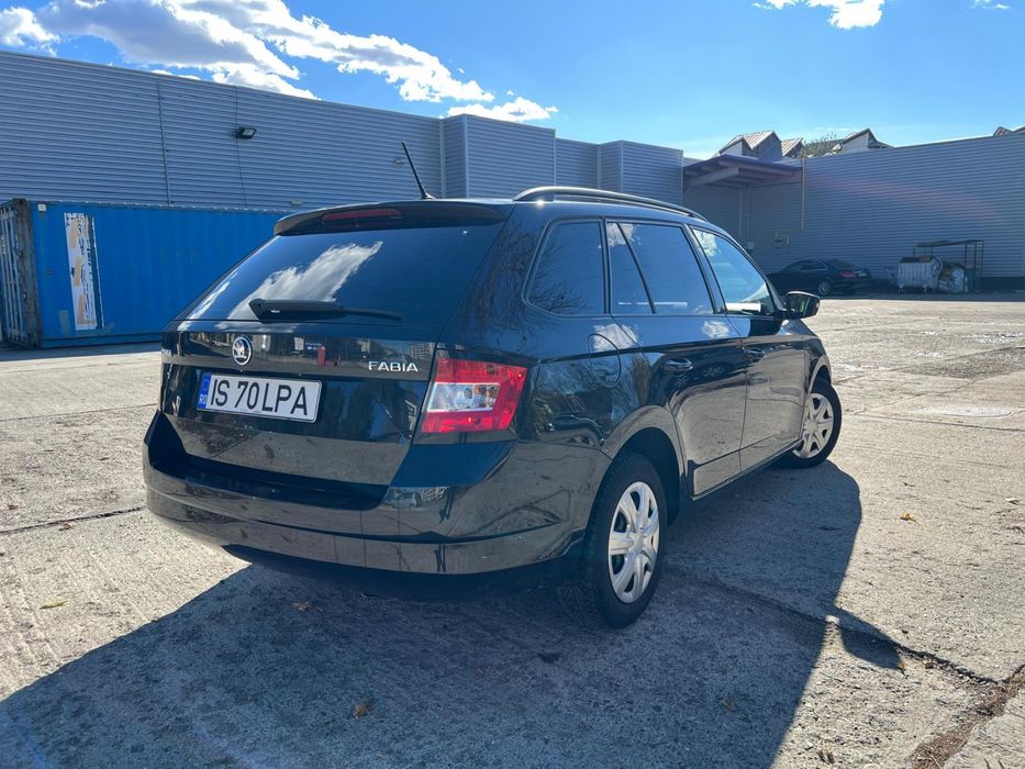 SKODA Fabia 2018 — imagine 3