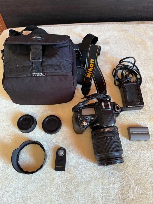 Nikon D90+обектив Nikon AF-S Nikkor 18-105mm