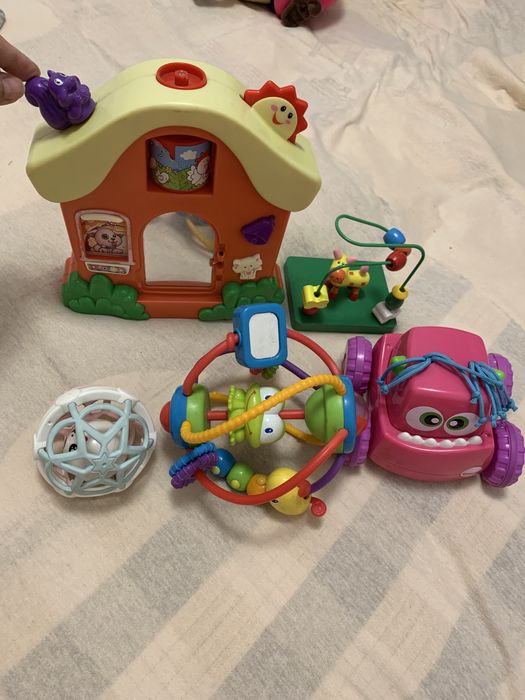 Игрушки музыкальные и развивающие