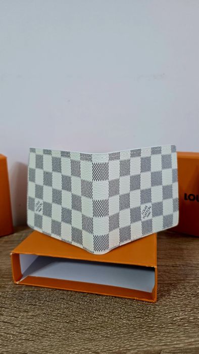 Vand portofel Louis Vuitton