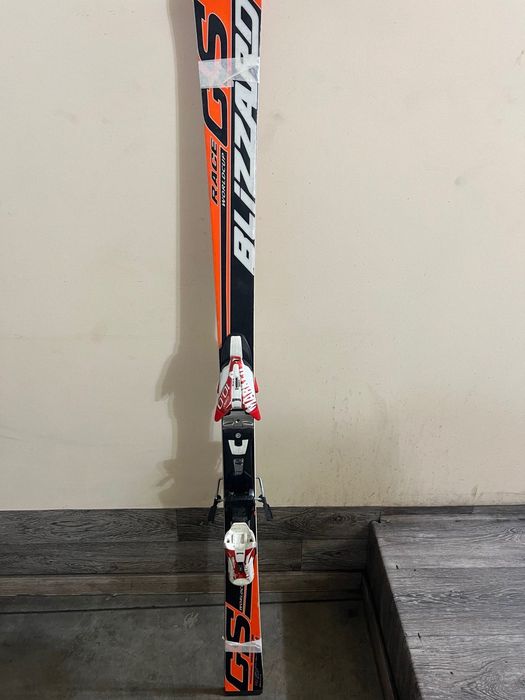 Ски / Щеки всякакви