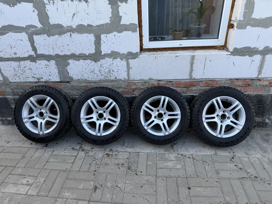 Продам титаны с зимней резиной на ваз 4.98 р14