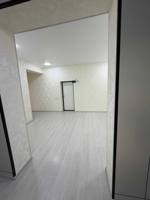 СРОЧНО !! Продается квартира в Яшнабаде 1/6/8 ( 44 кв/м) ЖК Azia House
