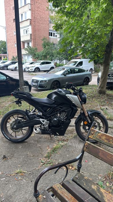 Honda cb125r Neo Sports Café ireprosabil A1