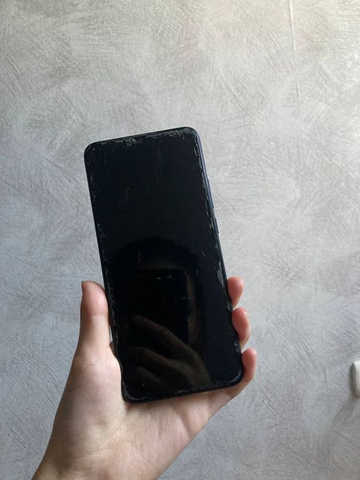 Oppo 15 s  продам телефон