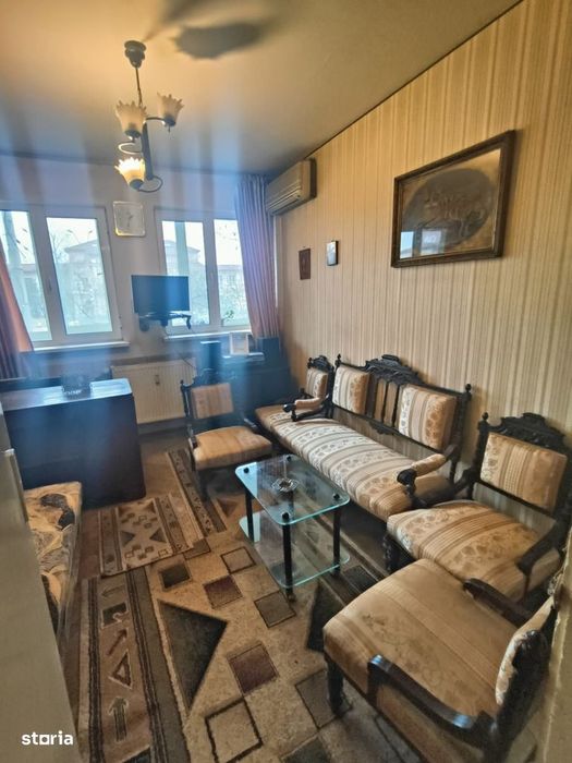 Apartament 3 camere pretabil investitie zona Victoriei liceul Tonitza — fotografia 1